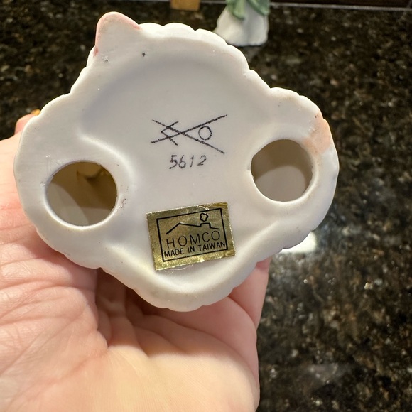 Vintage Ceramic Angels by Homco - Picture 4 of 4